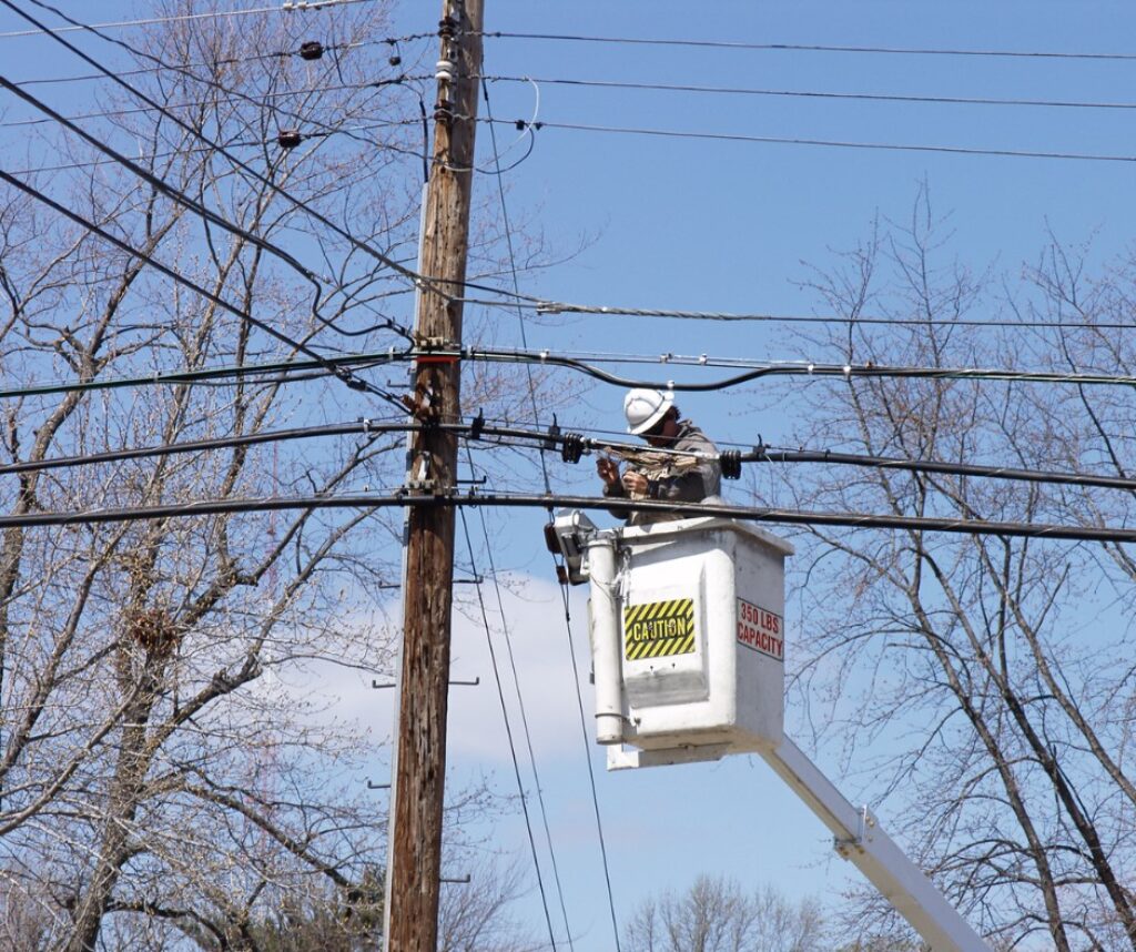 Blog - Fiber vs Cellular Internet (1)